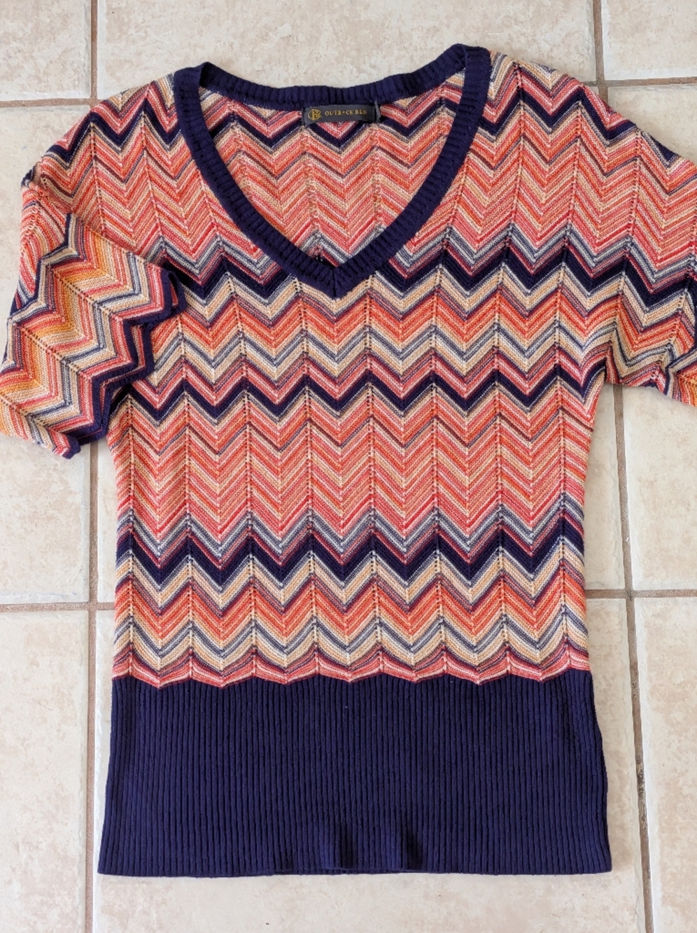Outback Red Chevron Print Knit Top Sweater Size Medium - Picture 1 of 5